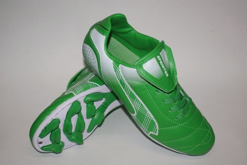 Бутсы футбольные SPRINTER,  верх - PVC, подошва - резина, овальные шипы, р-р 38. Цвет: зеленый, белый. :(AX5390-38 GREEN/WHITE):